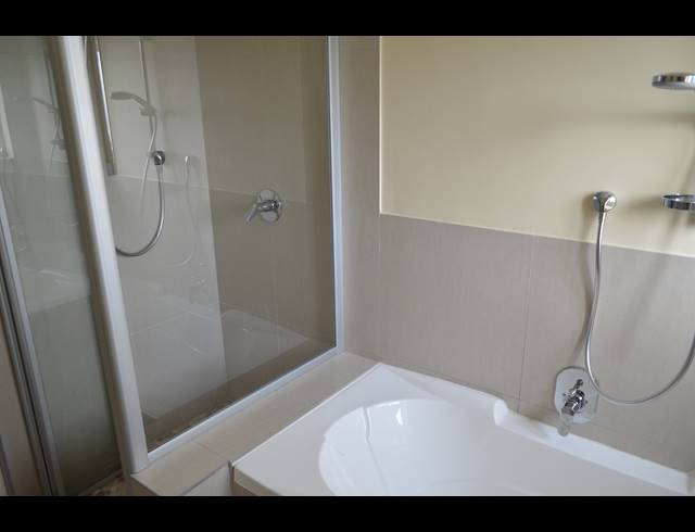 1 BEDROOM APARTMENT TO LET IN STRAND NORTH